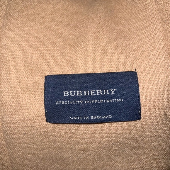 𝑩𝒖𝒓𝒃𝒆𝒓𝒓𝒚 𝑷𝒆𝒂𝒄𝒐𝒂𝒕 - Picture 3 of 9